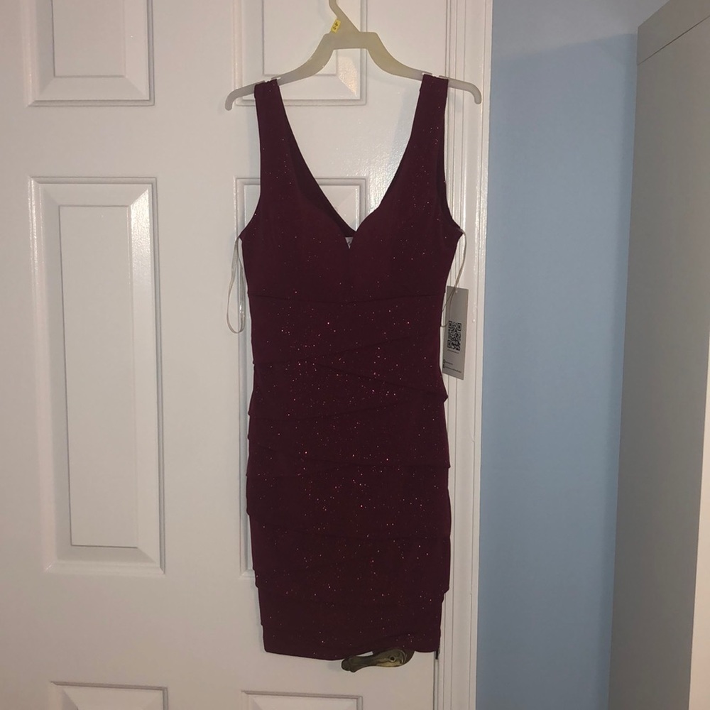 RED SPARKLY BODYCON DRESS